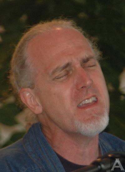 東京　外国人　モデル事務所　アクアモデル　白人　ファッション　シニアモデル　マイケル