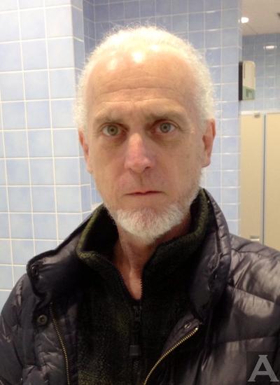 東京　外国人　モデル事務所　アクアモデル　白人　ファッション　シニアモデル　マイケル