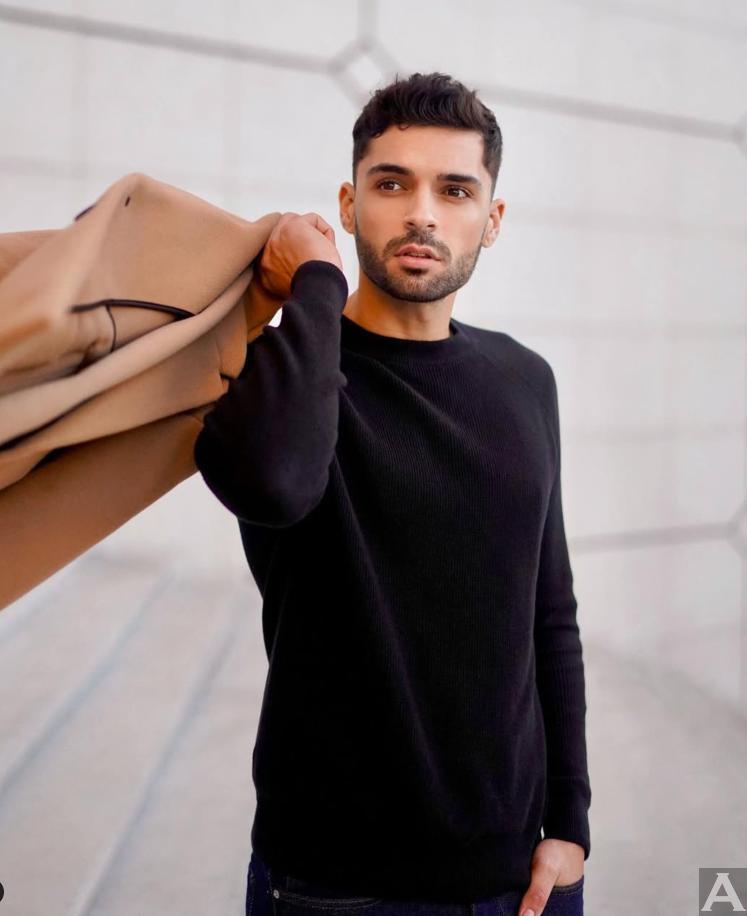 東京外国人モデル事務所アクアモデル所属の白人モデルのスティーブン