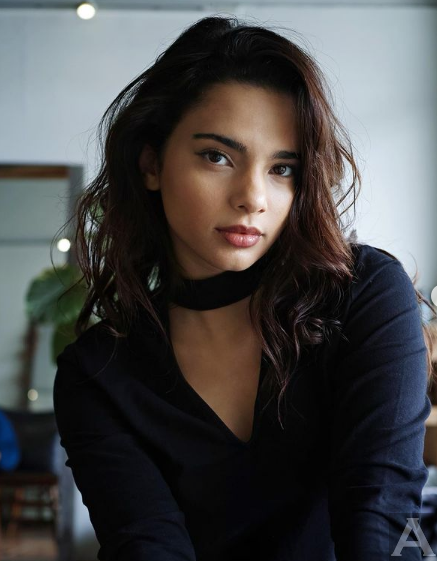 東京外国人モデル事務所アクアモデル所属のハーフモデルのファジー