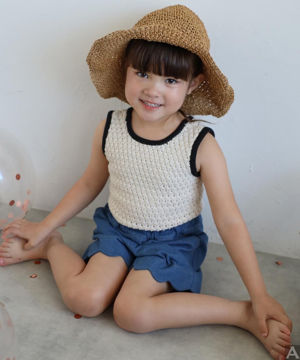 東京外国人モデル事務所アクアモデル所属のキッズモデルのエミリー