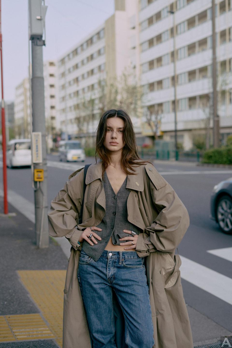 東京外国人モデル事務所アクアモデル所属の白人モデルのキャット