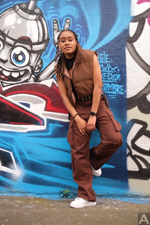 東京外国人モデル事務所アクアモデル所属の黒人モデルのジュジュ