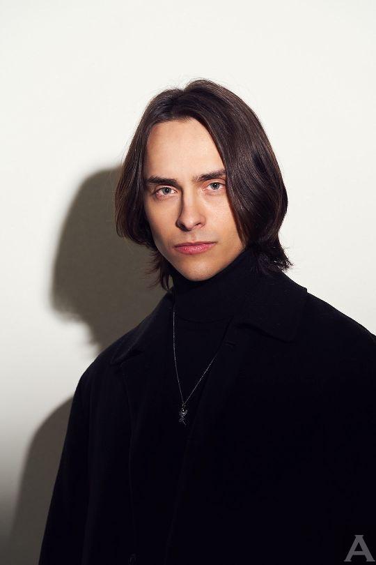 東京外国人モデル事務所アクアモデル所属白人モデルのアレックス