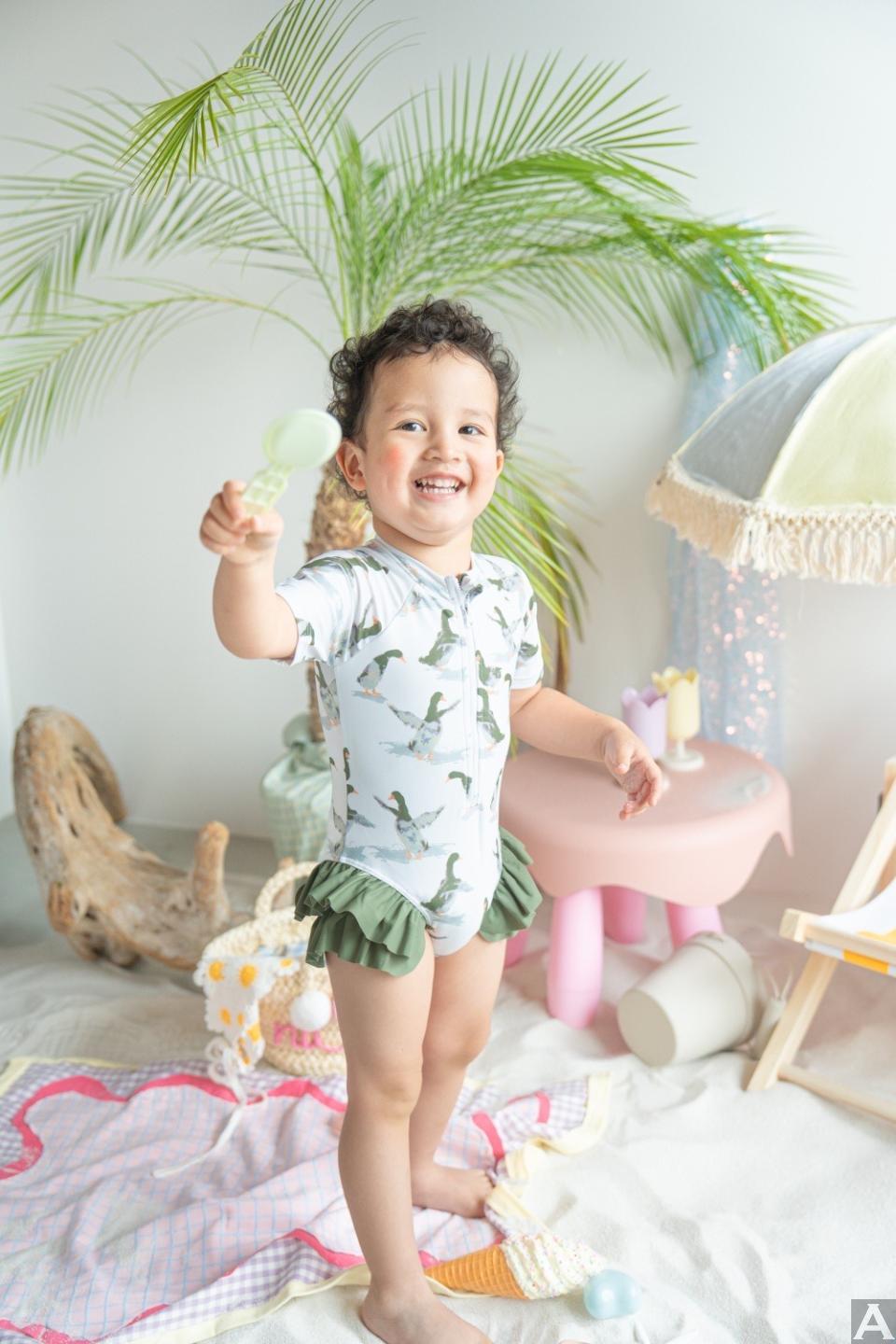 東京外国人モデル事務所アクアモデル所属のベビーモデルのアレン