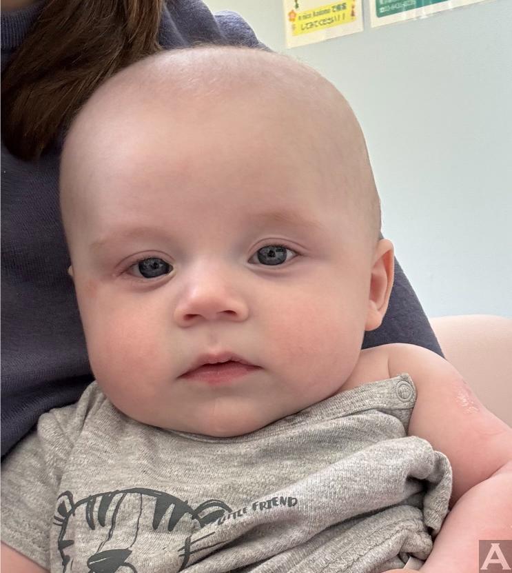 東京外国人モデル事務所アクアモデル所属のベビーモデルのミカエル