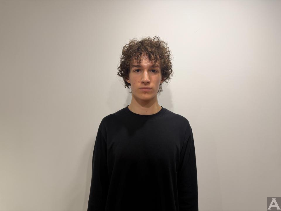 東京外国人モデル事務所アクアモデル所属の白人モデルのアルトウ－ル