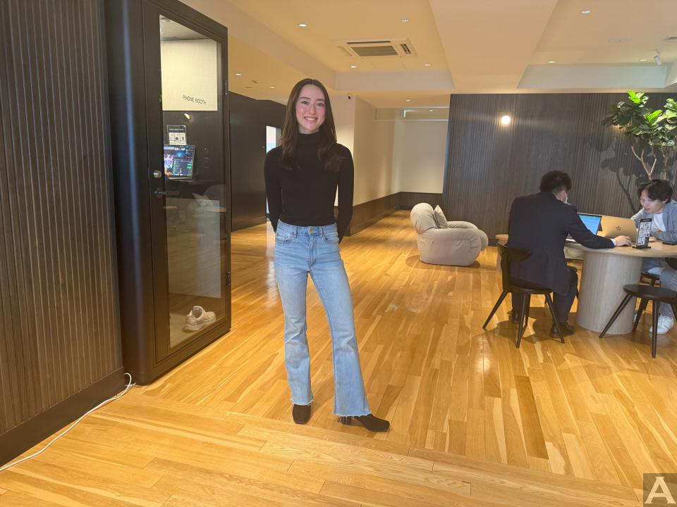 東京外国人モデル事務所アクアモデル所属のハーフモデルのエミ