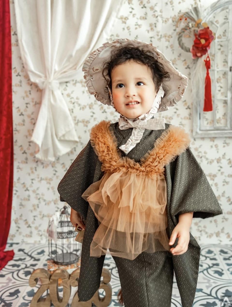 東京外国人モデル事務所アクアモデル所属のベビーモデルのアレン