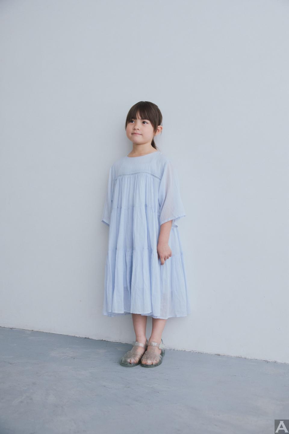 東京外国人モデル事務所アクアモデル所属のキッズモデルのエミリー