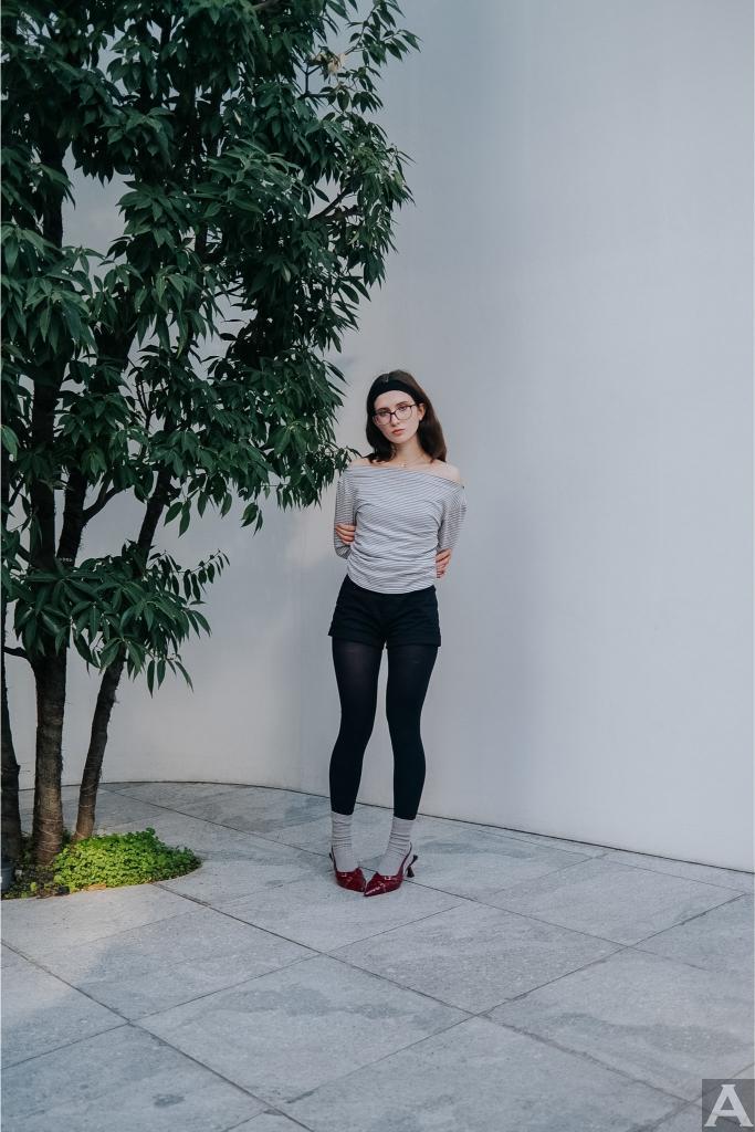 東京外国人モデル事務所アクアモデル所属の白人モデルのミレナ