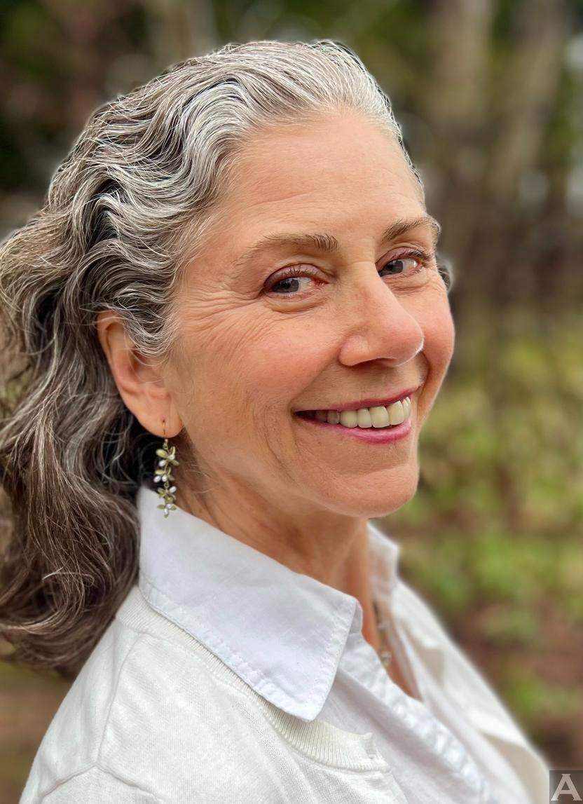 東京外国人モデル事務所アクアモデル所属の白人モデルのイオネ