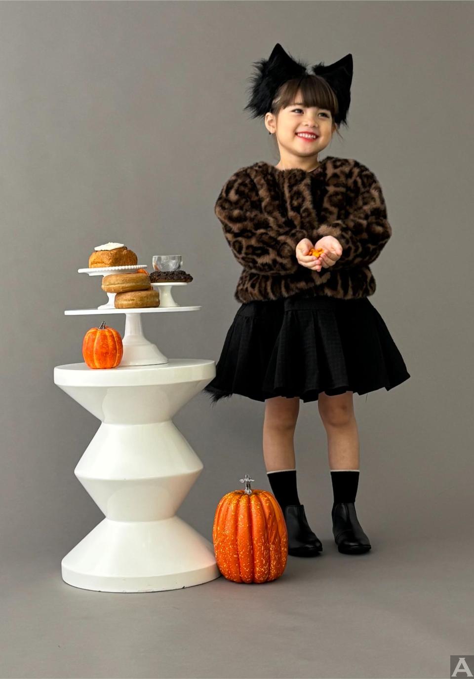 東京外国人モデル事務所アクアモデル所属のキッズモデルのエミリー