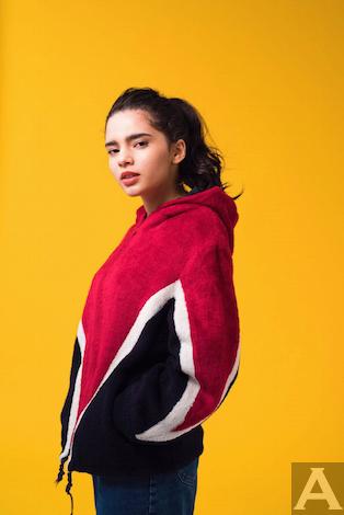 東京　外国人　モデル 事務所　アクアモデル　ファッション　ミックス ファジー