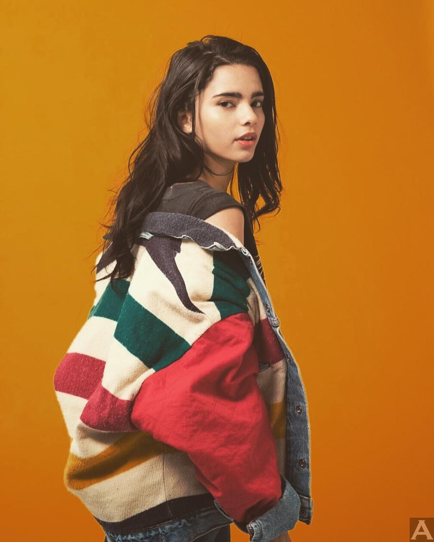 東京　外国人　モデル 事務所　アクアモデル　ファッション　ミックス ファジー