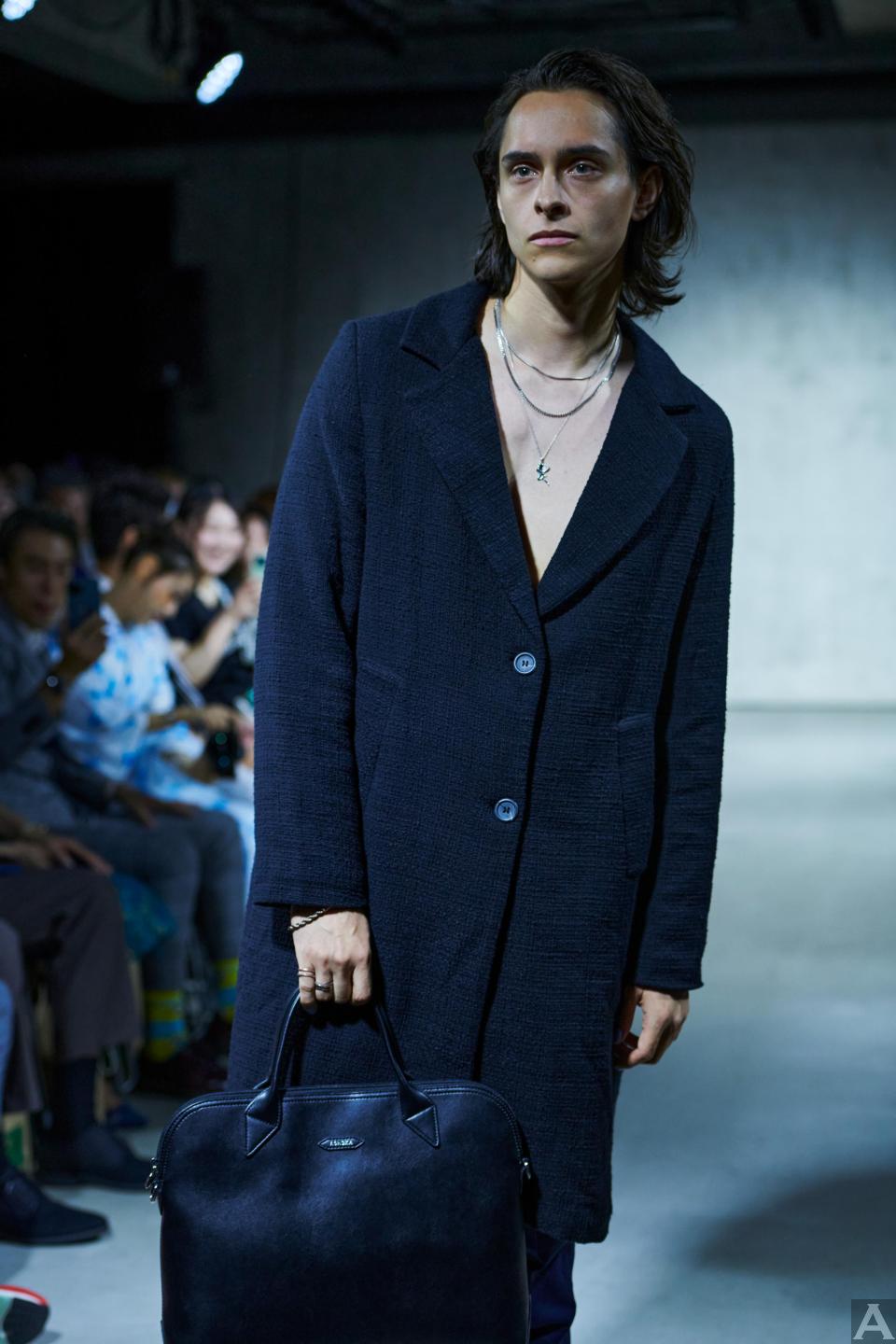 東京外国人モデル事務所アクアモデル所属白人モデルのアレックス