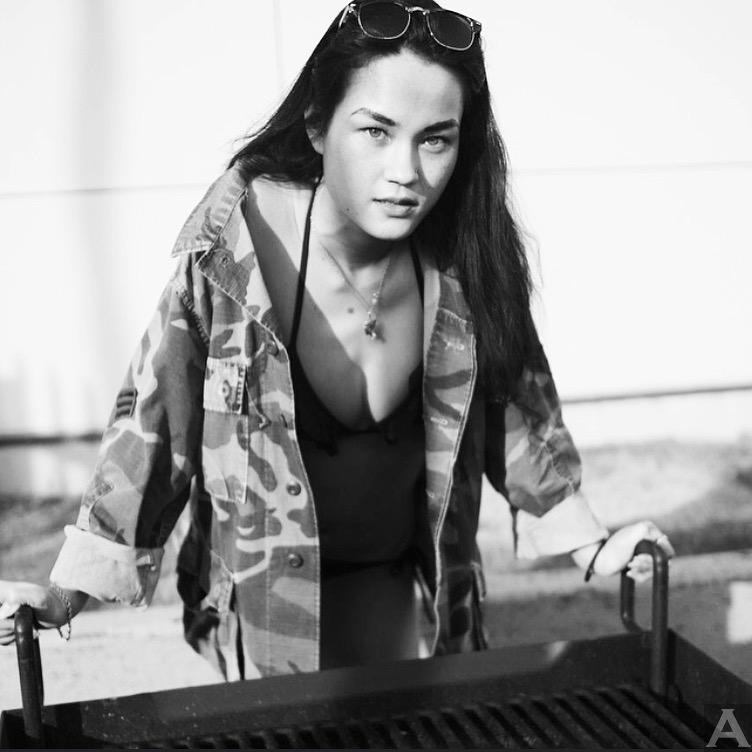 東京　外国人　モデル事務所　アクアモデル　ファッション　アジア人　カリン