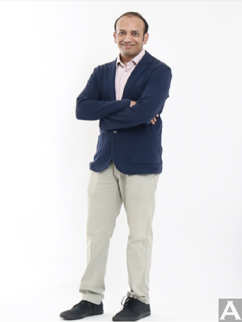 東京外国人モデル事務所アクアモデル所属のインド人モデルのヴィカシュ