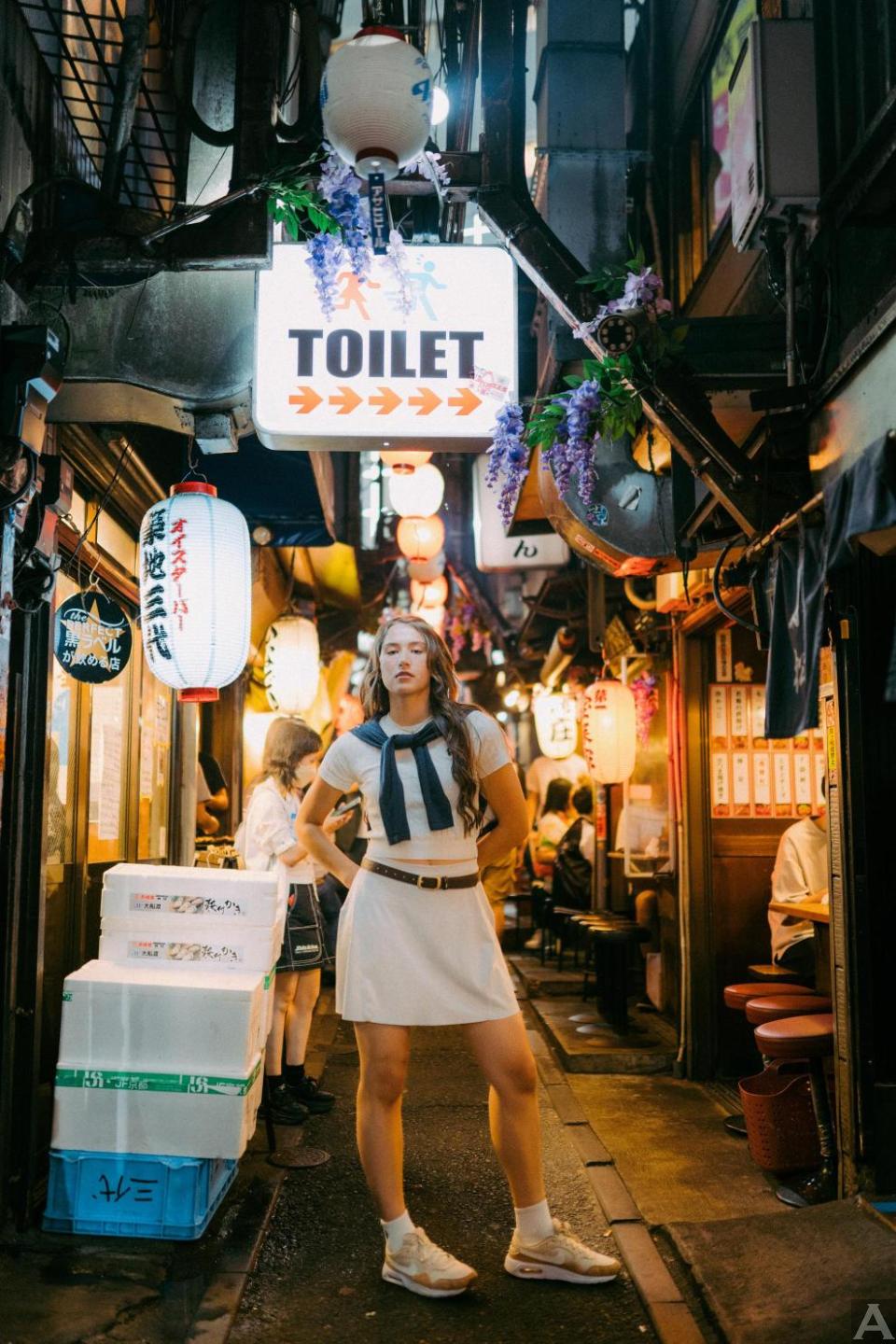東京外国人モデル事務所アクアモデル所属のヒスパニックモデルのアンドレッサ