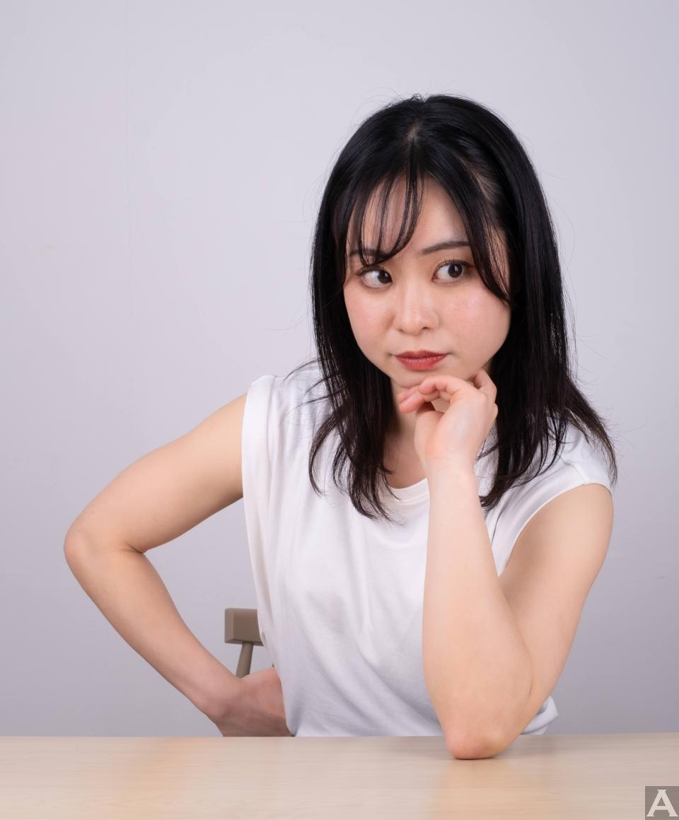 東京外国人モデル事務所アクアモデル所属の日本人モデルのマリ