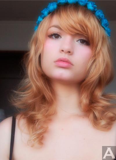 Tokyo model agency ACQUA MODELS Ana C plus size 