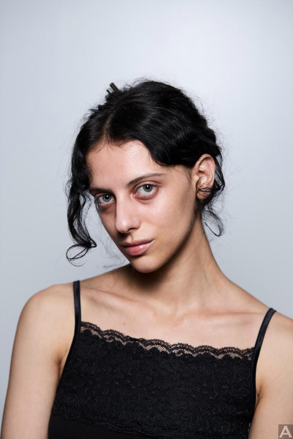 東京外国人モデル事務所アクアモデル所属のハーフモデルのダナ東京外国人モデル事務所アクアモデル所属のハーフモデルのダナ