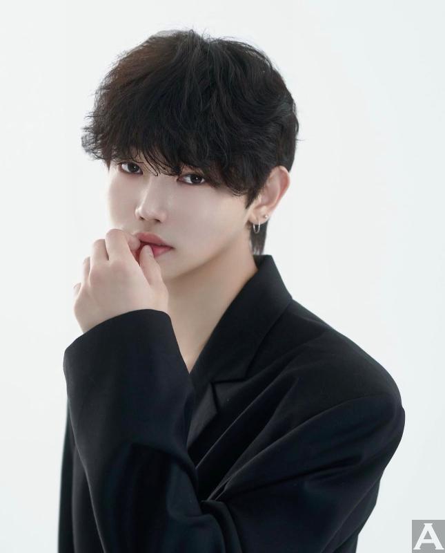 東京外国人モデル事務所アクアモデル所属のアジア人モデルのカンギョン