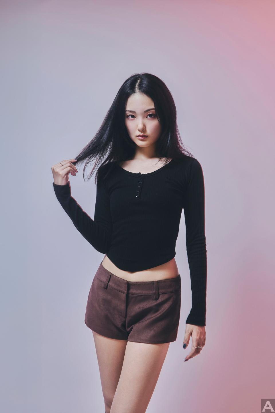 東京外国人モデル事務所アクアモデル所属の日本人モデルのアンズ