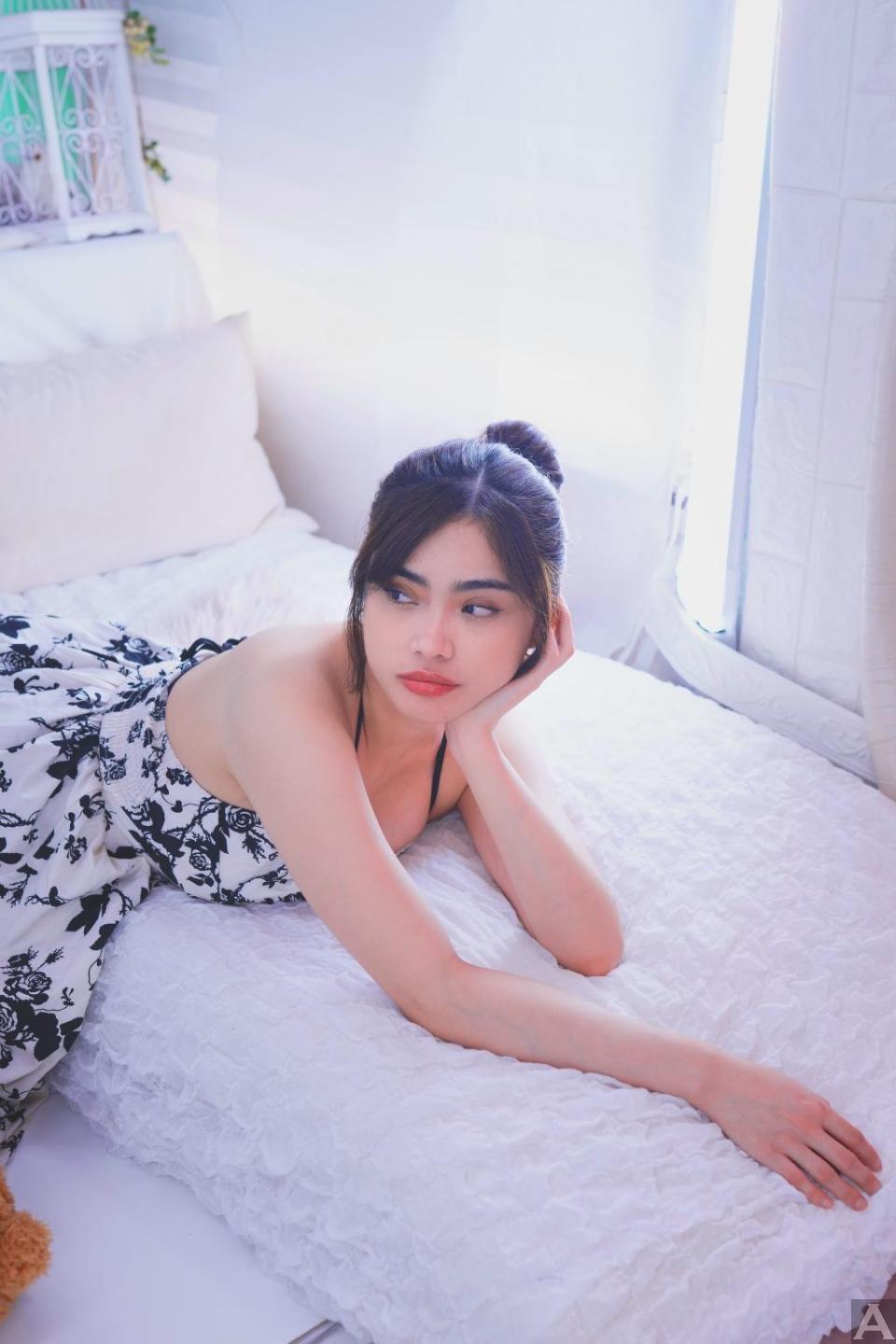 東京外国人モデル事務所アクアモデル所属のアジア人モデルのリト