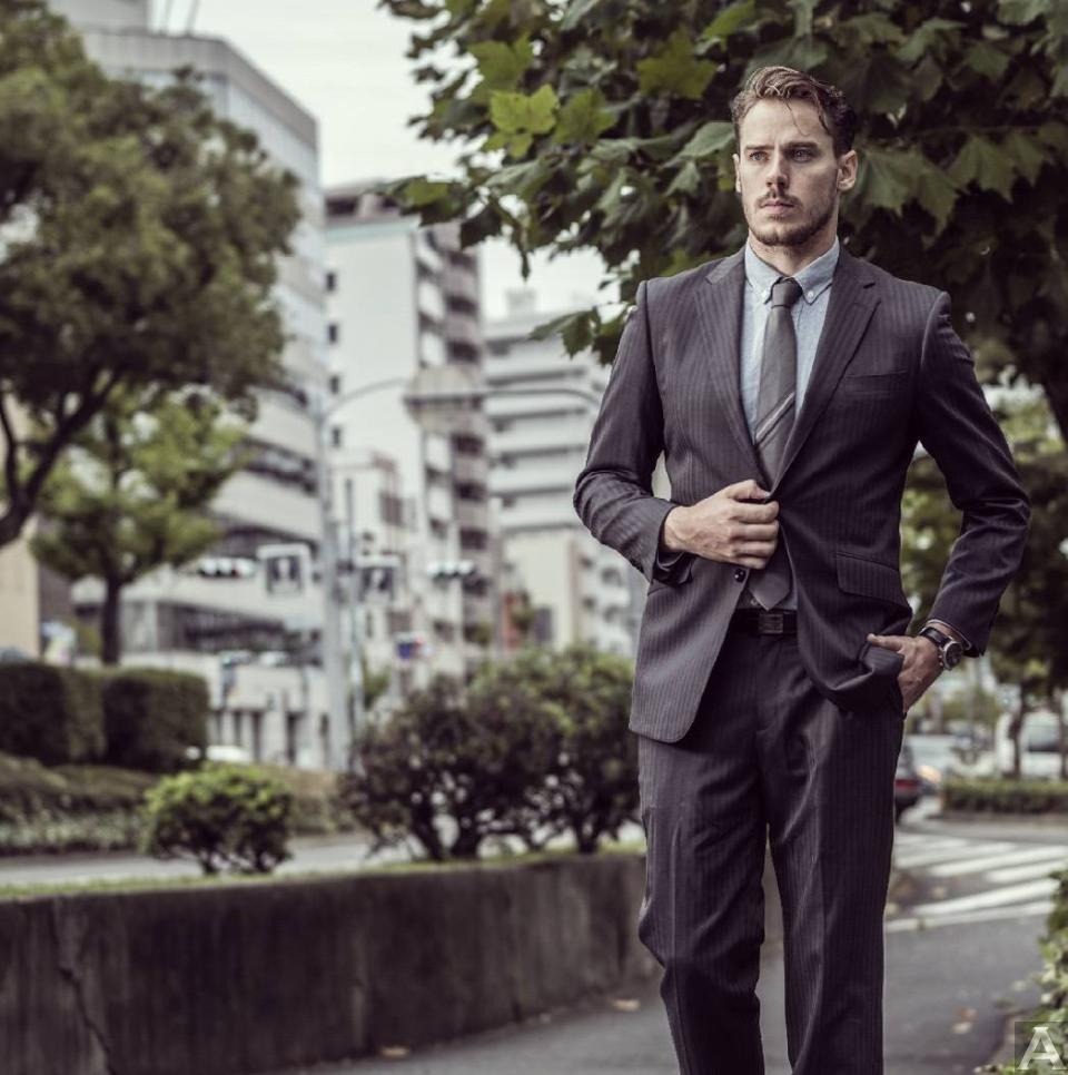 東京　モデル事務所　アクアモデル　白人　コマーシャル　ドラマ　役者　ファッション　ロメイン