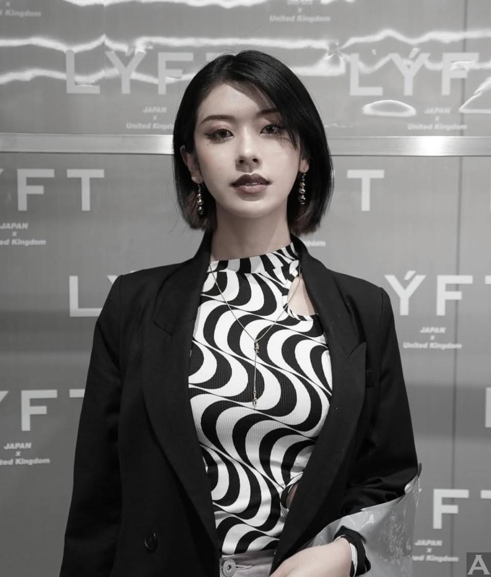 東京外国人モデル事務所アクアモデル所属の日本人モデルのユイ