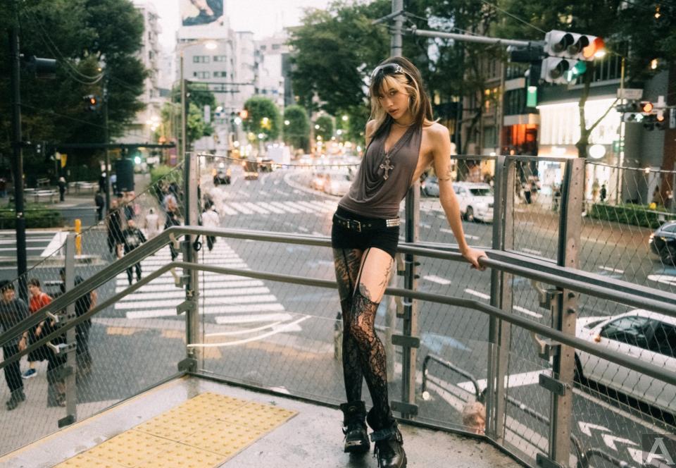東京外国人モデル事務所アクアモデル所属の白人モデルのシュリア