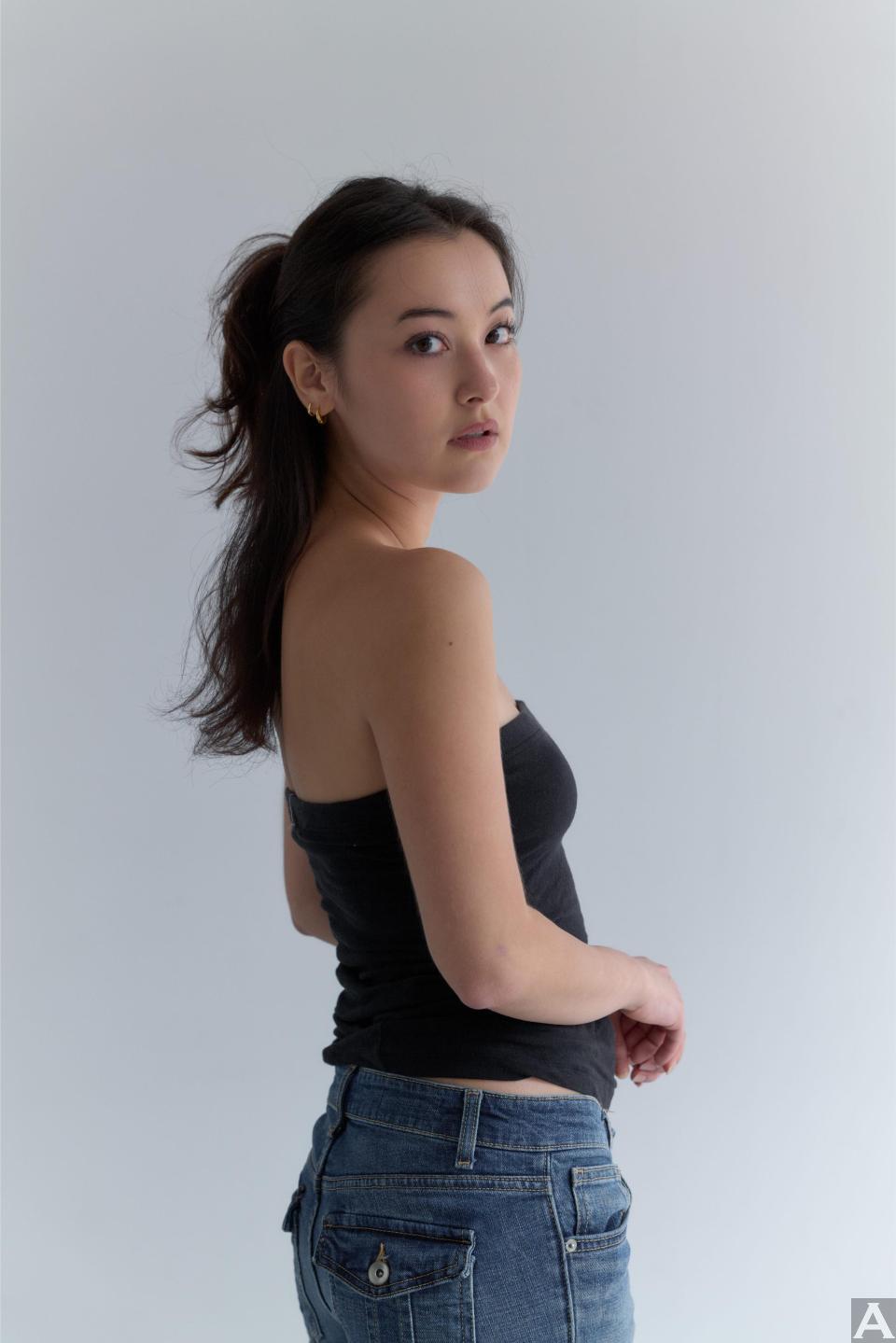 東京外国人モデル事務所アクアモデル所属のハーフモデルのハナ