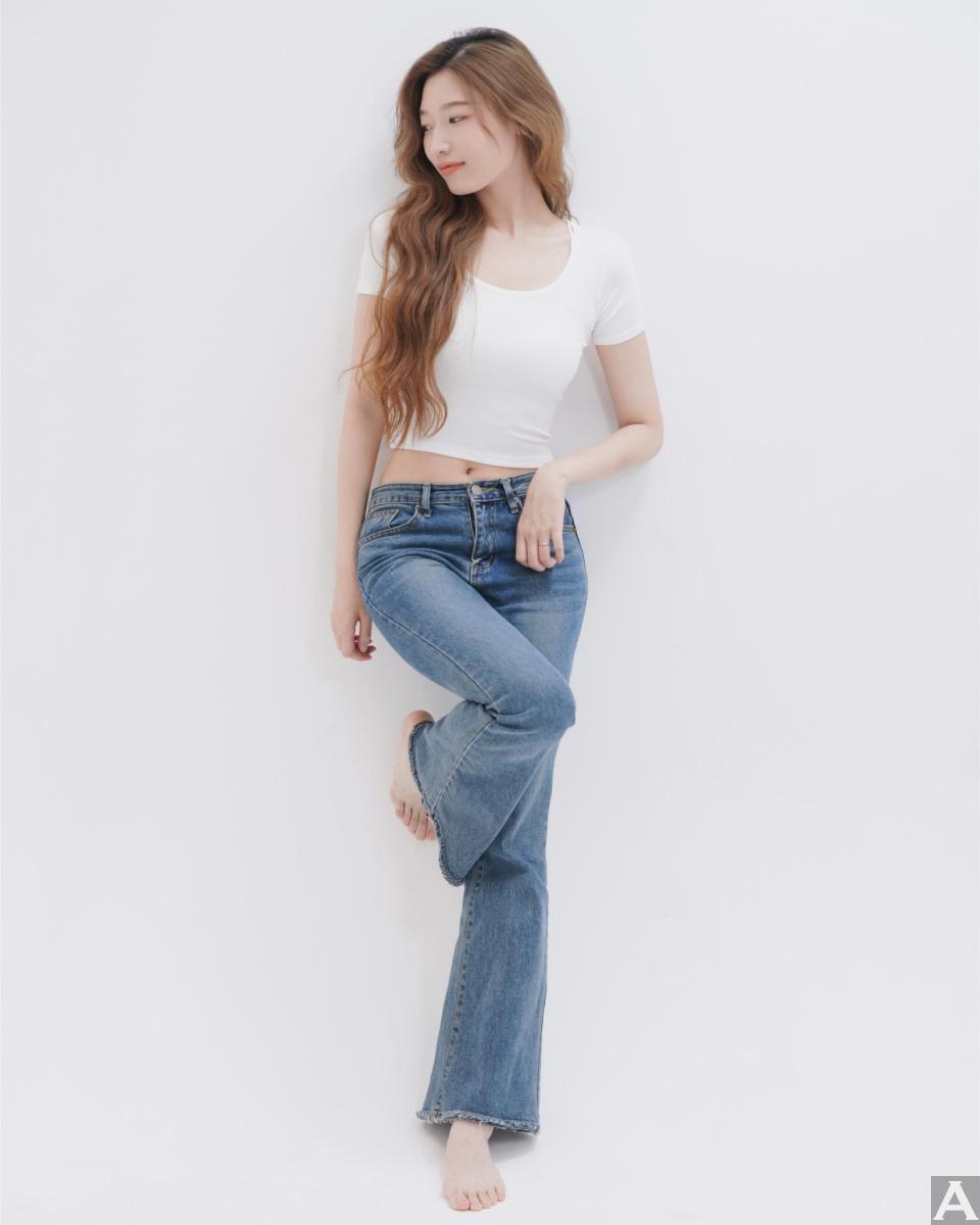 東京外国人モデル事務所アクアモデル所属のアジア人モデルのジョイ