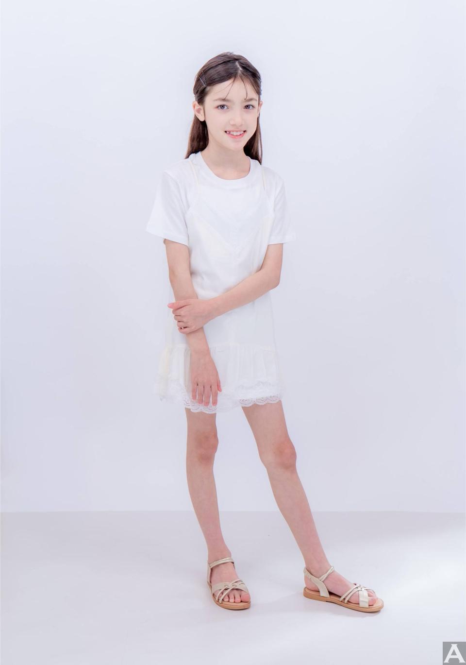東京外国人モデル事務所アクアモデル所属のキッズモデルのエマ