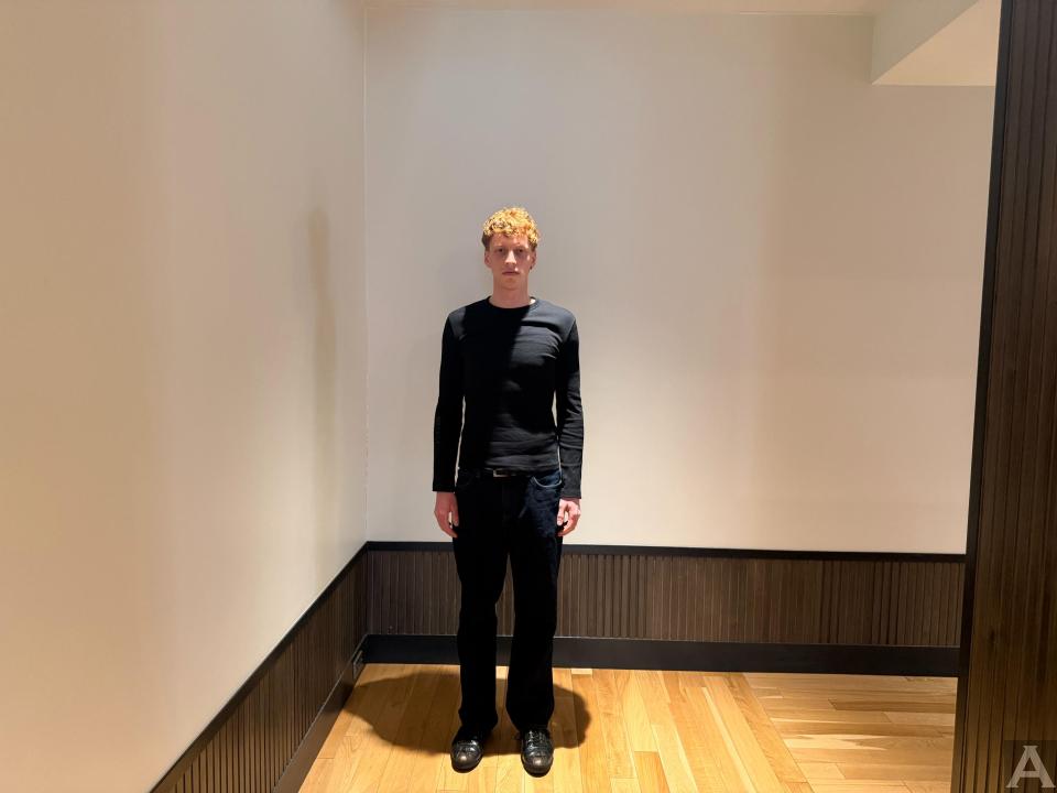 東京外国人モデル事務所アクアモデル所属の白人モデルのモー